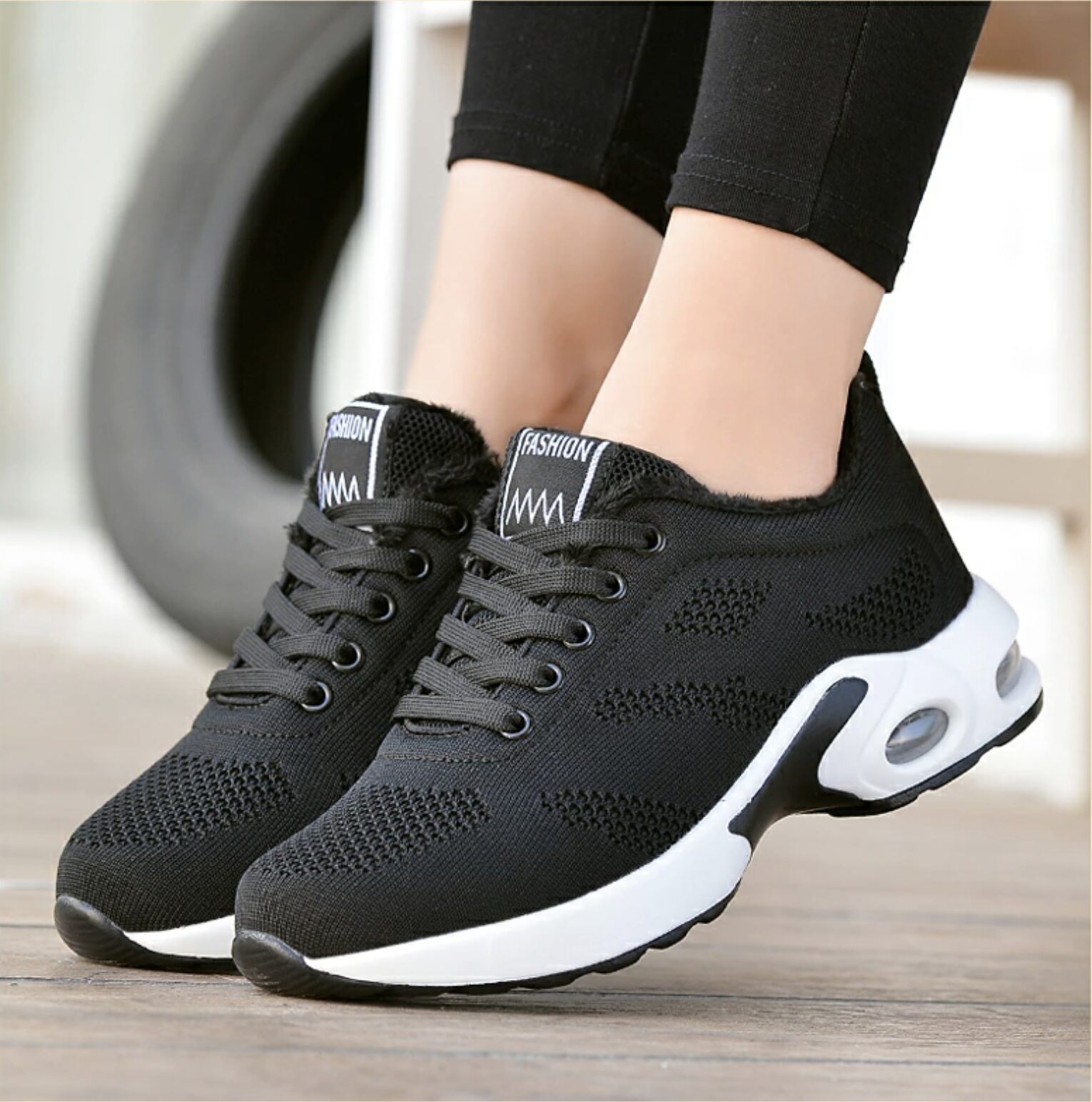 裏起毛スニーカー